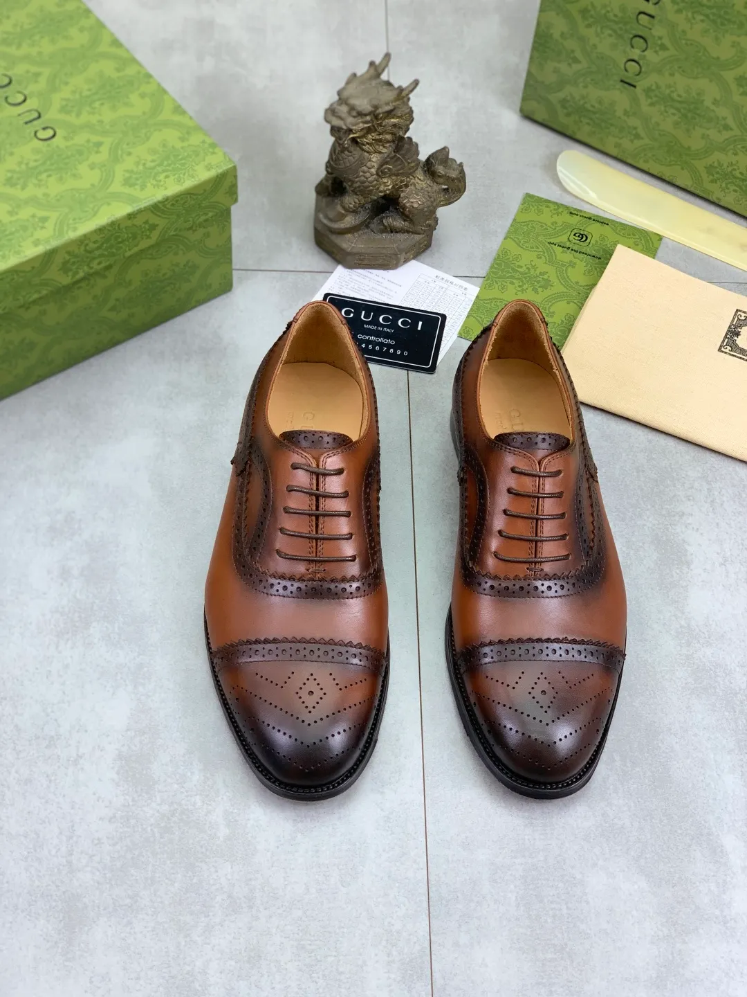 Men's men's shoes 💰P640 [New style] Water dyed cowhide 💰💎💎💎 [Gucci] GUCCI high-end men's formal business leather shoes, original order 1:1! Original imported high-end open-edge beaded calfskin, original metal buckle, imported first-layer cowhide lining for feet. Original high-end outsole, men's shoe size: 39-44 (45 customized) black and brown colors available